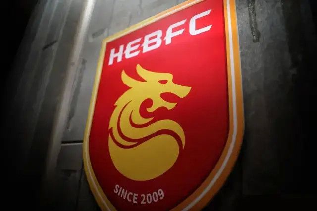 第72分钟，萨拉赫直塞禁区右侧，努涅斯右脚抽射被埃德森化解。